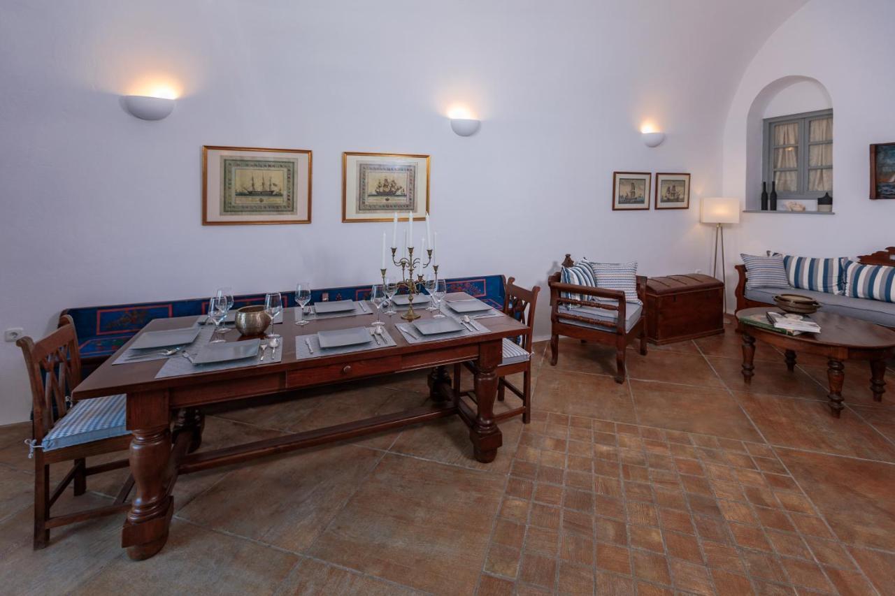 אימרוביגלי Azure Villa Santorini מראה חיצוני תמונה