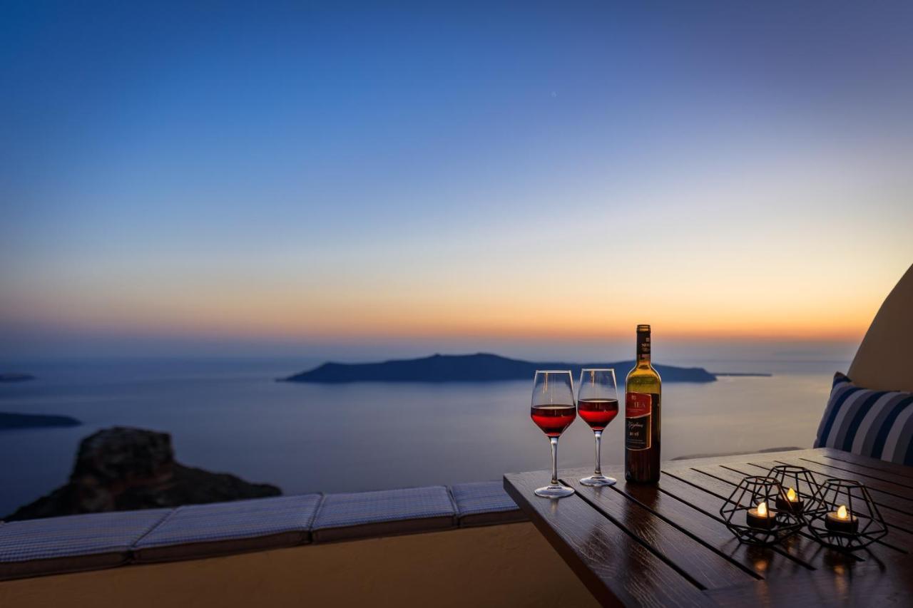 אימרוביגלי Azure Villa Santorini מראה חיצוני תמונה