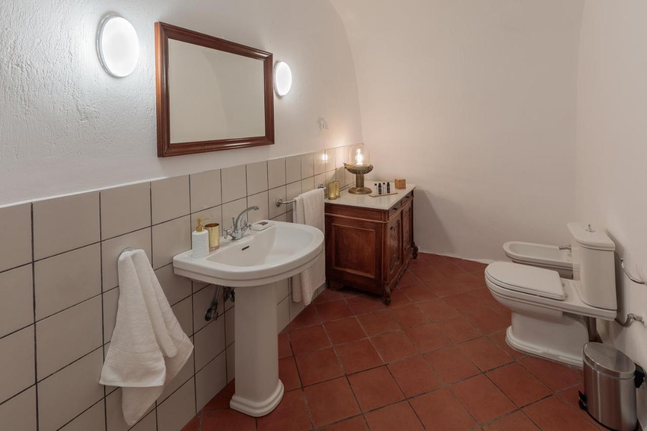 אימרוביגלי Azure Villa Santorini מראה חיצוני תמונה