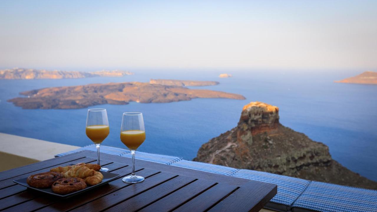 אימרוביגלי Azure Villa Santorini מראה חיצוני תמונה