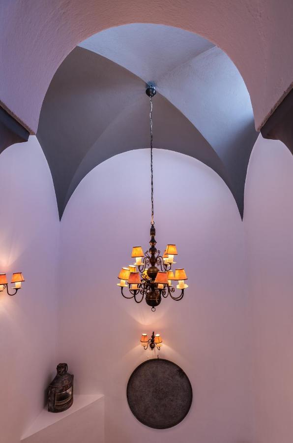 אימרוביגלי Azure Villa Santorini מראה חיצוני תמונה