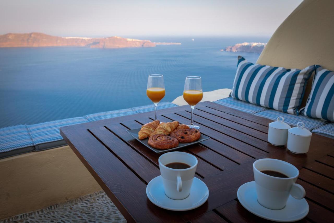 אימרוביגלי Azure Villa Santorini מראה חיצוני תמונה