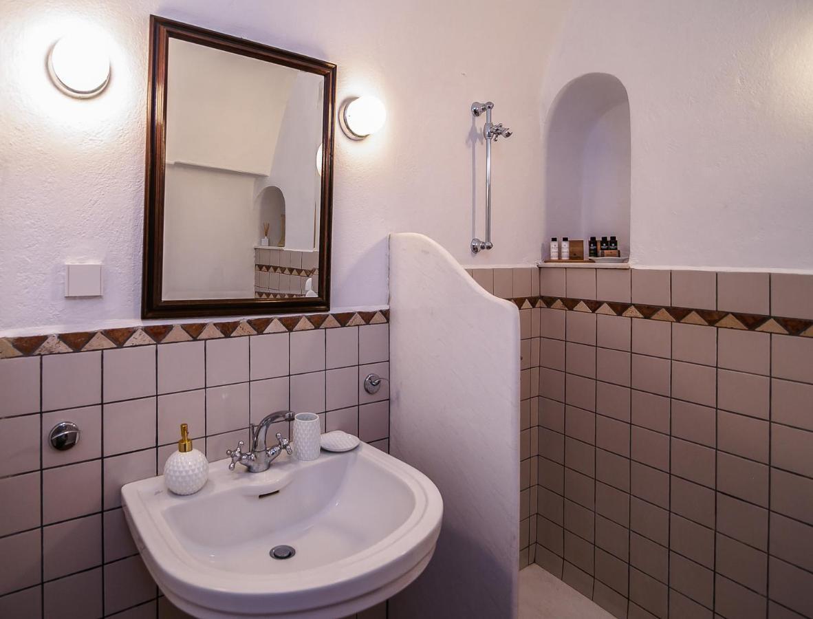 אימרוביגלי Azure Villa Santorini מראה חיצוני תמונה